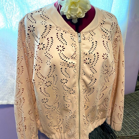 Dex Bomber Jacket - Picture 3 of 9